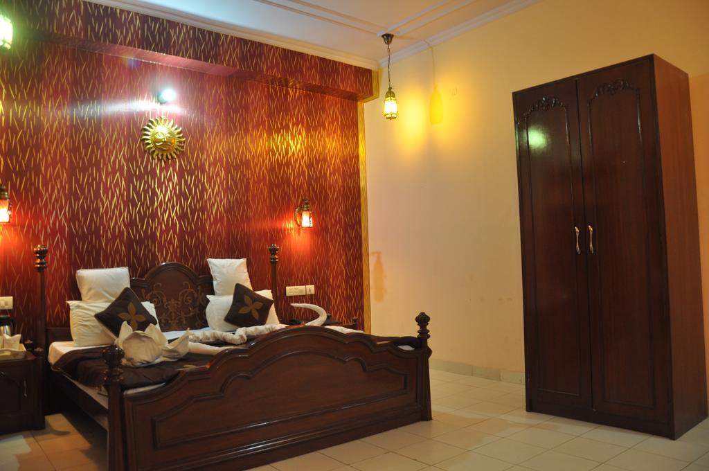 Oyo 15214 Mahal Rajwada Resort 斋浦尔 外观 照片