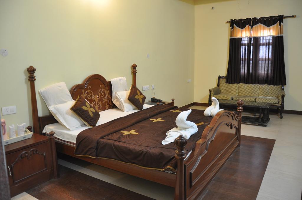Oyo 15214 Mahal Rajwada Resort 斋浦尔 外观 照片