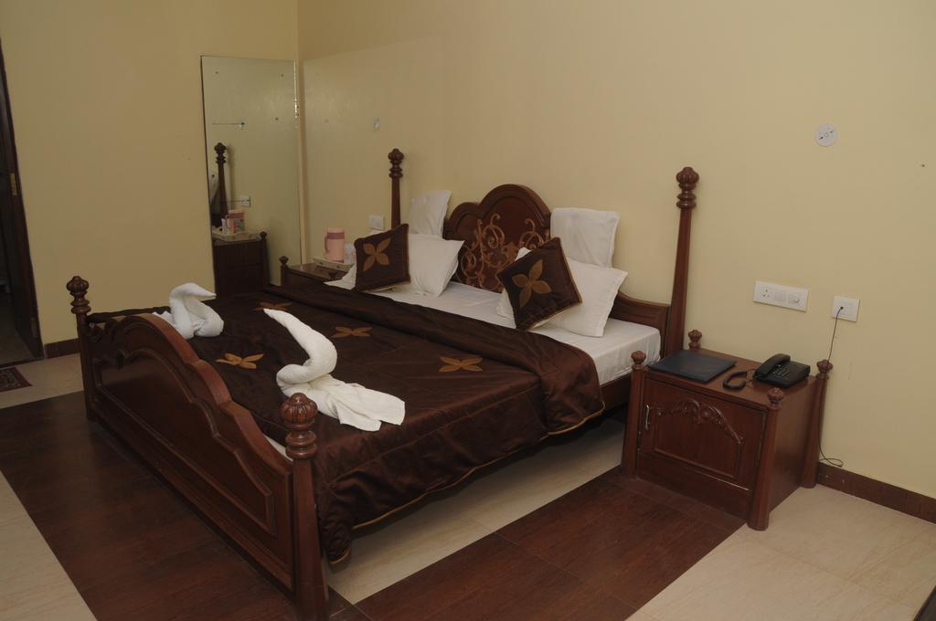 Oyo 15214 Mahal Rajwada Resort 斋浦尔 外观 照片