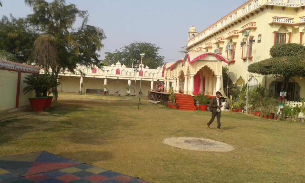 Oyo 15214 Mahal Rajwada Resort 斋浦尔 外观 照片
